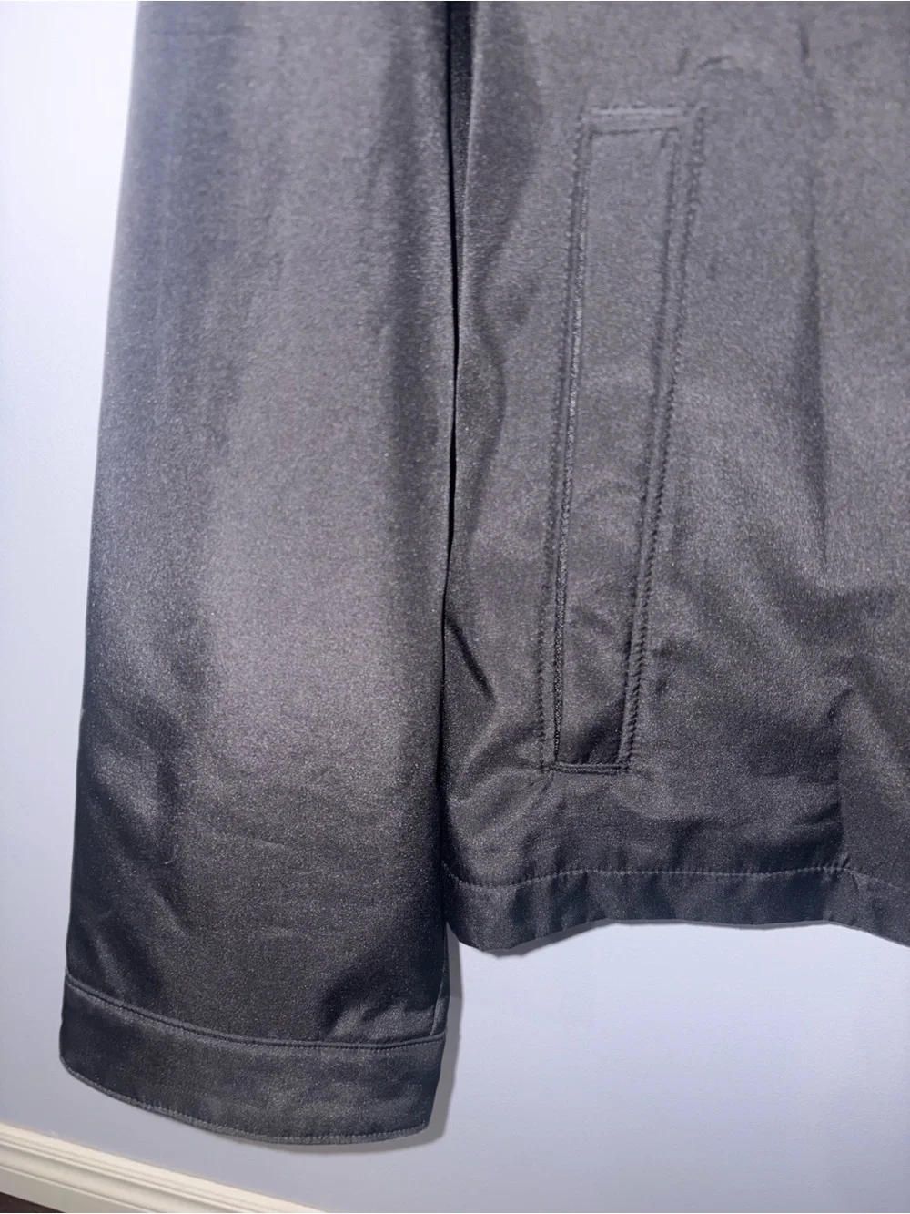 Banana Republic Men’s Lightweight Zip-Up Jacket in size L